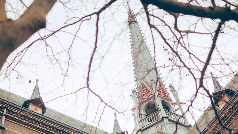 Foto van de toren van het Academiehuis Grote Kerk Zwolle